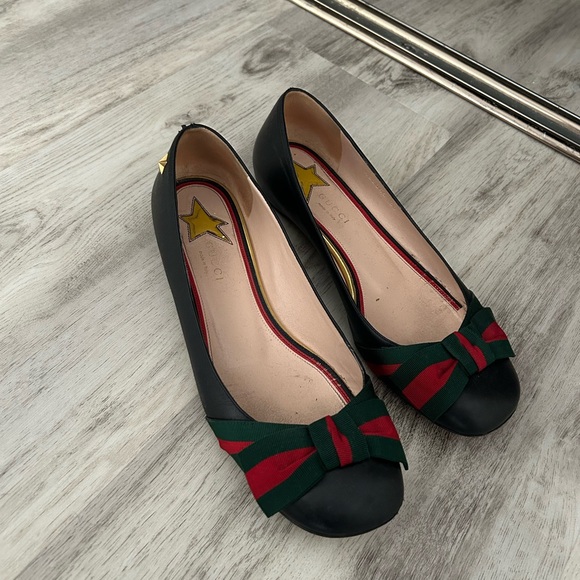 Gucci Women’s Flats - Picture 1 of 4